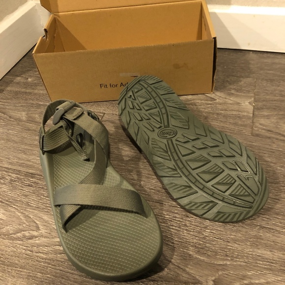 Chaco Other - ***NEVER BEEN WORN*** Mens Chacos Z/1